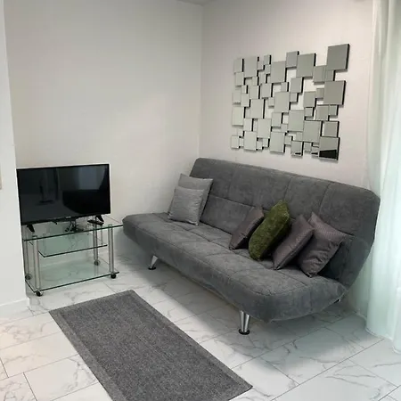 Rot-kreuz Apartment *